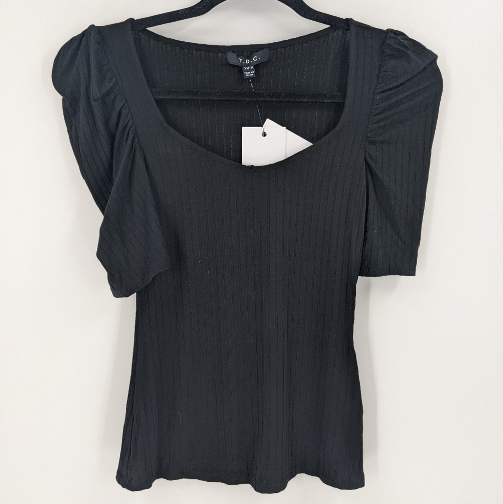NWT T.D.C. Ribbed Puff Sleeve Tee